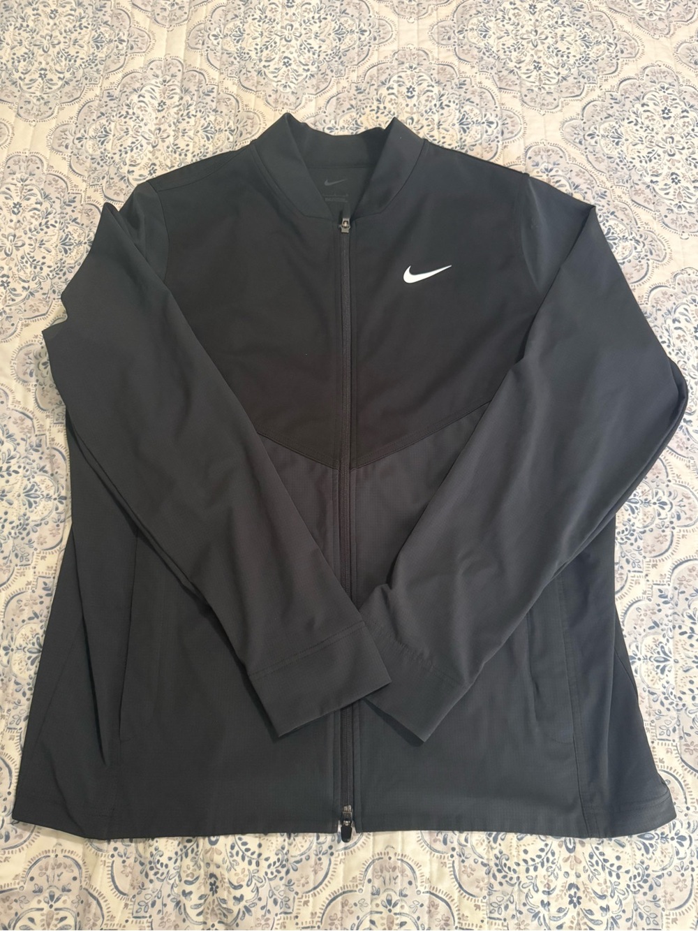Nike Size L Tour Essential Men’s Full-Zip Golf Jacket Black White DV1663-010
